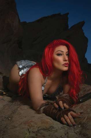 Red Sonja: Black, White, Red #3 (20 Copy Cosplay Virgin Cover)