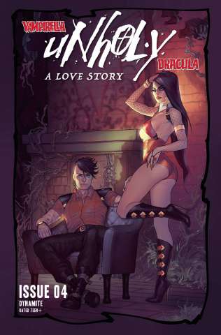 Vampirella / Dracula: Unholy #4 (Hetrick Street Origin Cover)