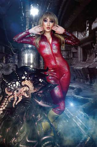Barbarella: The Center Cannot Hold #1 (10 Copy Cosplay Cover)