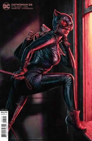 Catwoman #25 (Lee Bermejo Card Stock Cover)