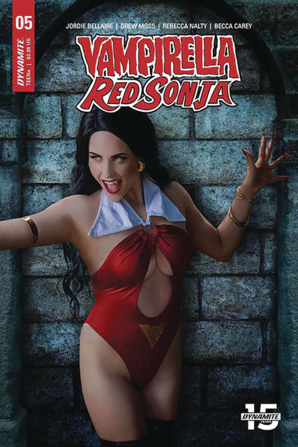 Vampirella / Red Sonja #5 (Cosplay Cover)
