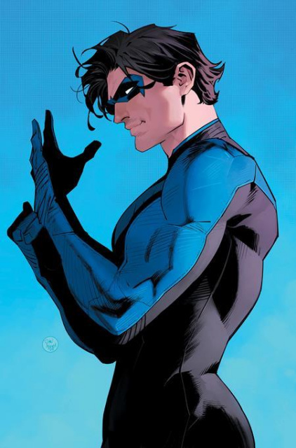 Nightwing #105 (Dan Mora Card Stock Cover)