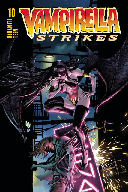Vampirella Strikes #10 (Lau Cover)