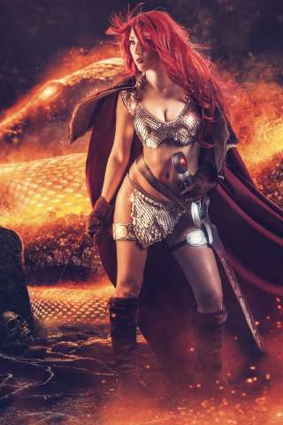 Red Sonja #2 (10 Copy Cosplay Virgin Cover)