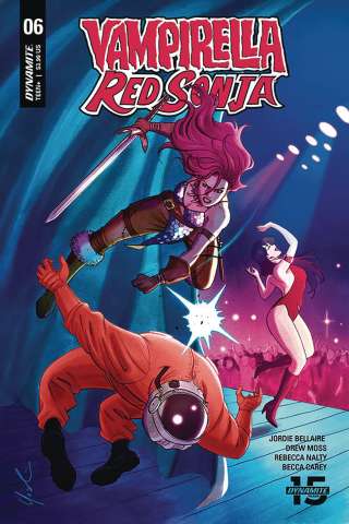 Vampirella / Red Sonja #6 (Yoshii Cover)