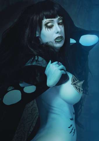 Alternate Paths: Raven Hex, The Swordmaiden #1 (Cosplay Photo Cover)