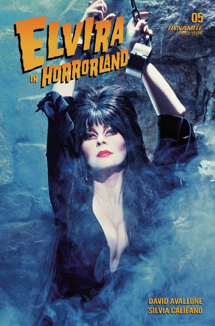 Elvira in Horrorland #5 (Photo Cover)