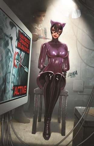 Catwoman #62 (David Nakayama Cover)