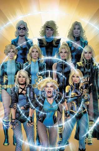 Birds of Prey #13 (Nicola Scott Artist Spotlight Card Stock Cover)