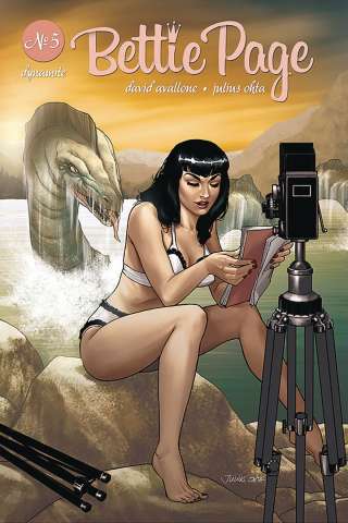 Bettie Page #5 (Ohta Cover)